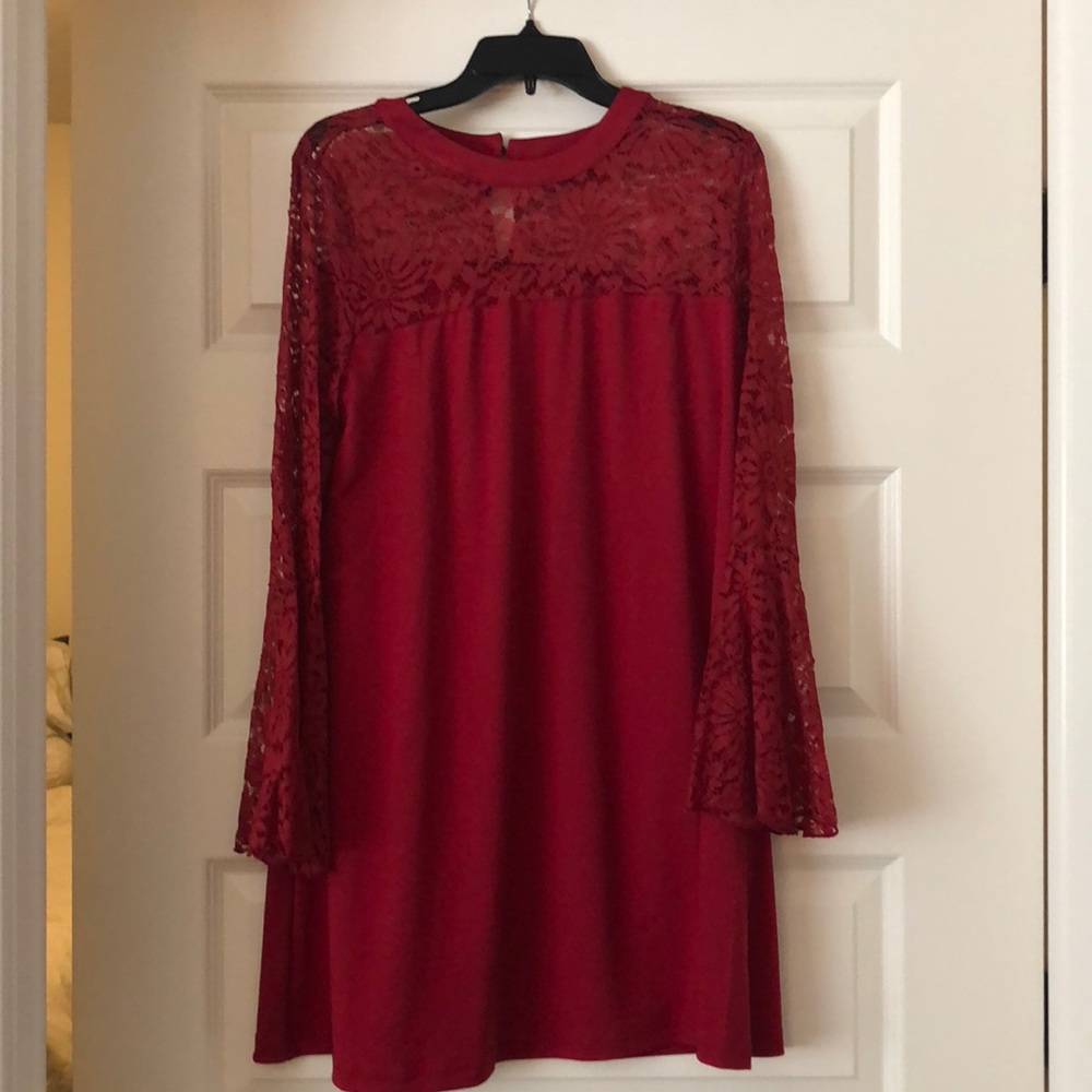 Lace dress